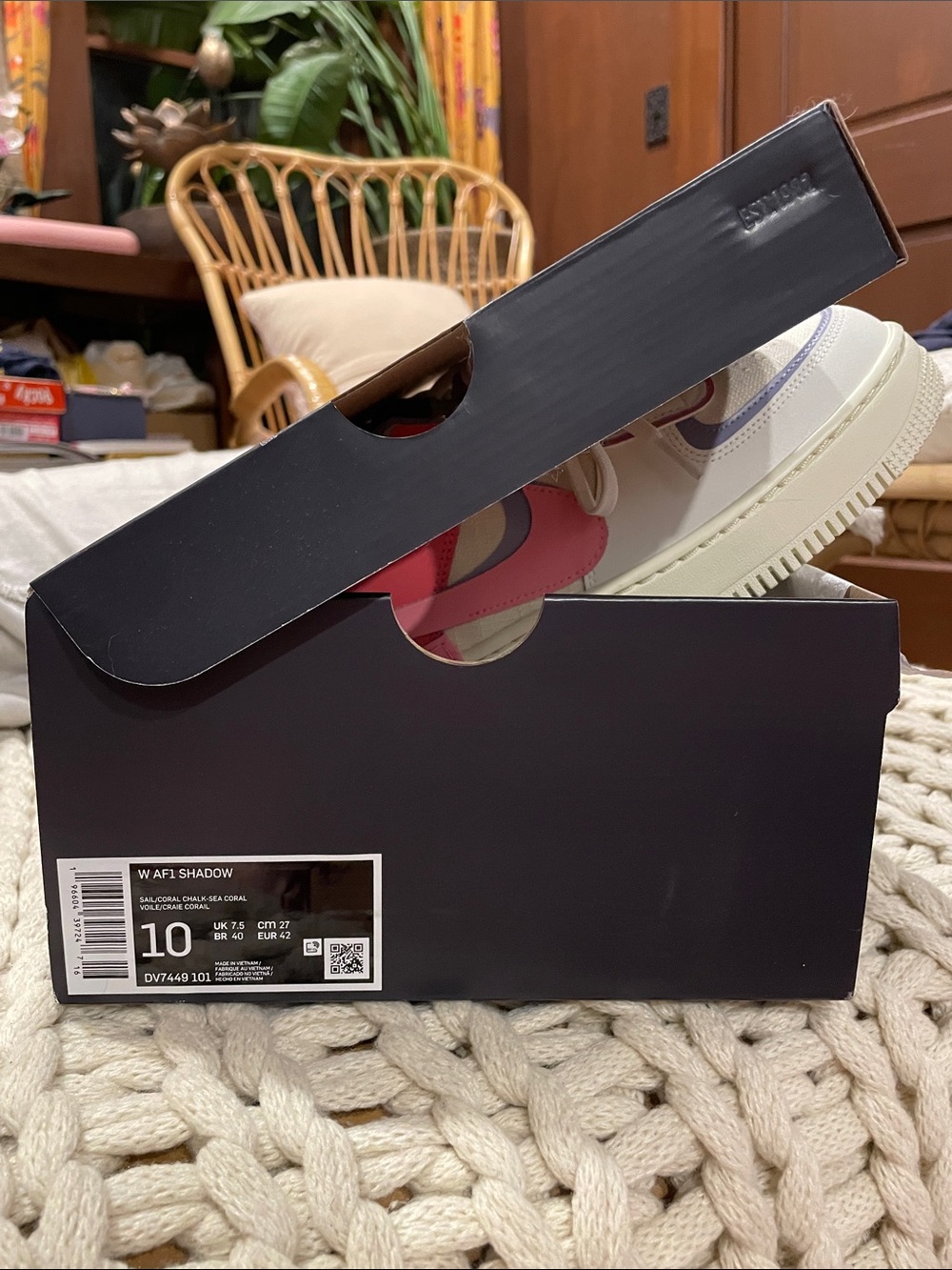 Nike Women's Air Force 1 Shadow Sneakers in pink, cream, lavender size 10 NIB - Picture 8 of 8